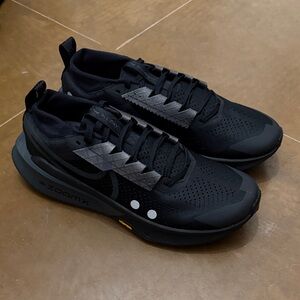 NIKE ZOOMX ZEGAMA TRAIL 2